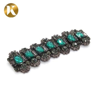 China Custom Metall Frauen Schuh Tassel Kette 115mm*37mm Mit Mode Stil fournisseur
