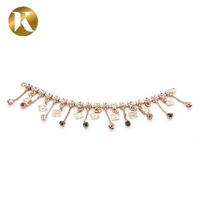 Wenzhou Kml Großhandel kundenspezifische beliebte Gold Diamant Schuhzubehör Schnallenkette fournisseur