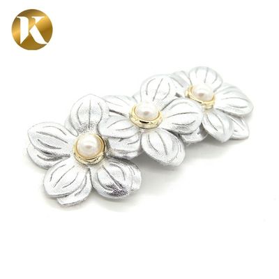 Wenzhou Kml Großhandel handgefertigte Blumen Mode spezielle Stoff Schuhschnallen Accessoires fournisseur