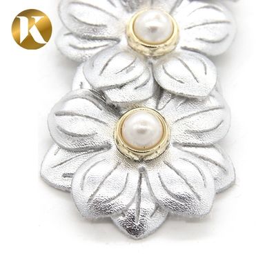 Wenzhou Kml Großhandel handgefertigte Blumen Mode spezielle Stoff Schuhschnallen Accessoires fournisseur