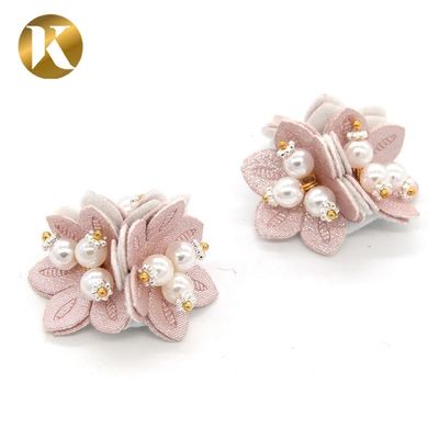 Fashion Style DIY Satinbandblumen Spezielles Stoffmaterial für Schuhdekoration fournisseur