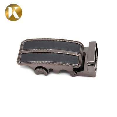 Schwarze Oberfläche Automatische Gürtel Buckles mit Schnitzflächenbehandlung fournisseur