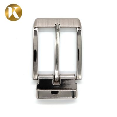 Glatte Oberfläche 35mm Pin Gürtel Schnürsenkel weit verbreitet für Unisex Tasche / Gürtel fournisseur