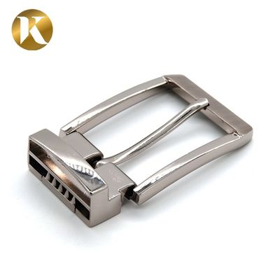 Glatte Oberfläche 35mm Pin Gürtel Schnürsenkel weit verbreitet für Unisex Tasche / Gürtel fournisseur